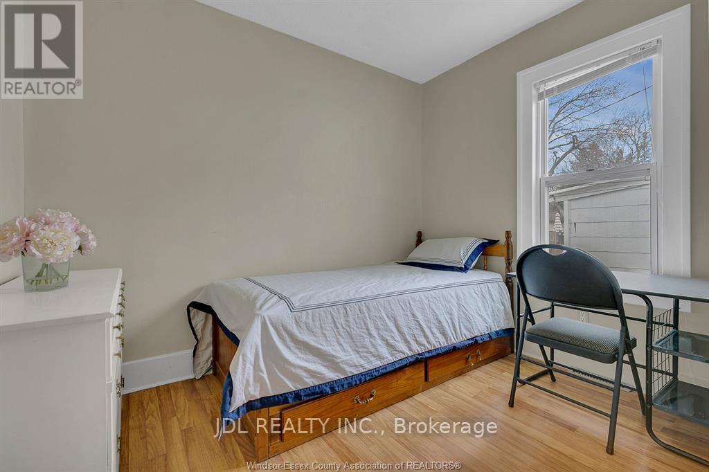 Photo 21 of 721 723 Campbell Avenue, Windsor ON