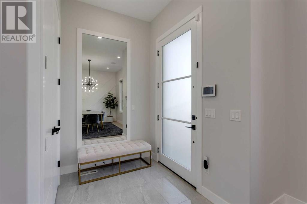 Single Family House for Sale in   Avenue NE Tuxedo Park Calgary 