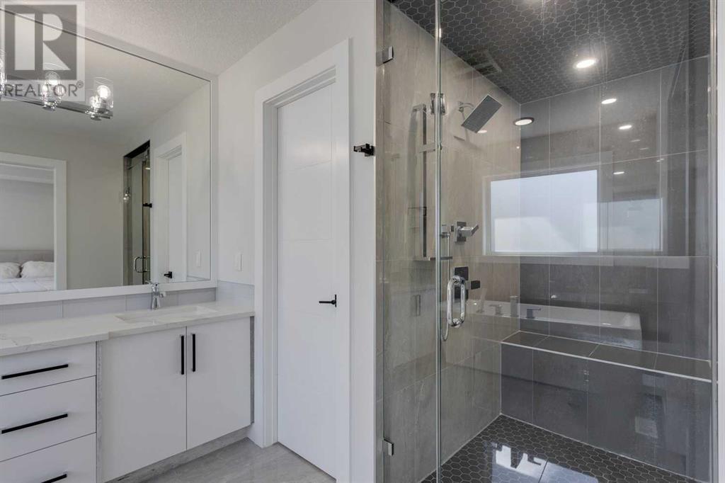 Single Family House for Sale in   Avenue NE Tuxedo Park Calgary 