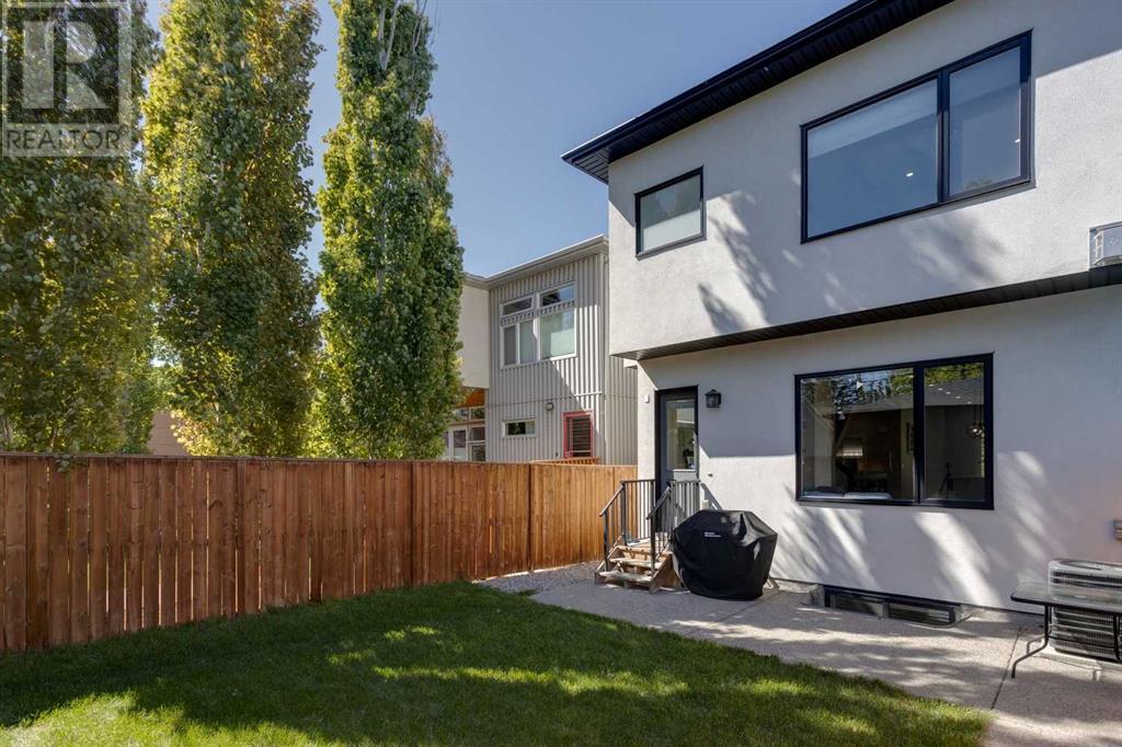 Single Family House for Sale in   Avenue NE Tuxedo Park Calgary 