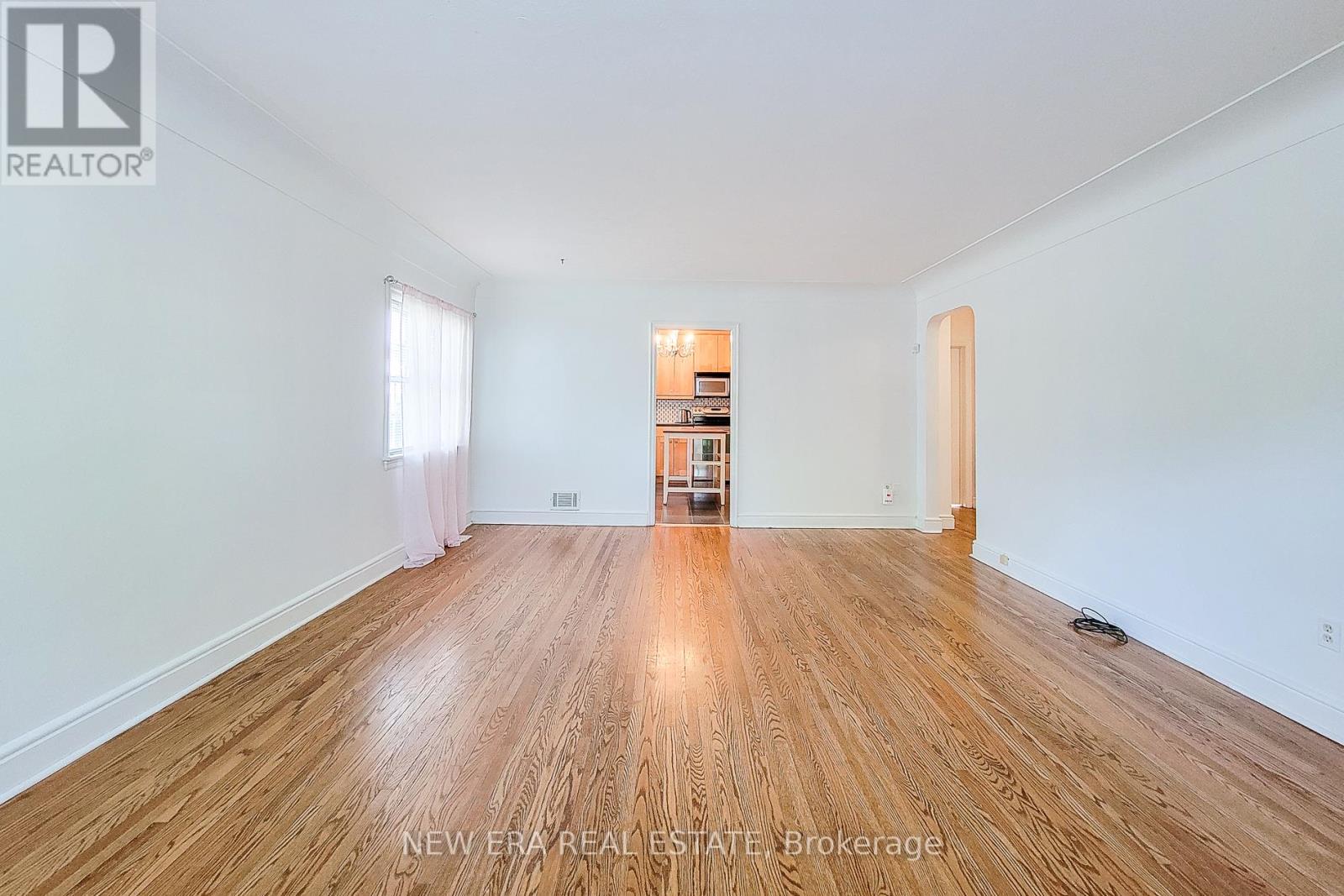 Single Family House for Sale in  ERINDALE AVENUE Hamilton (Rosedale) 