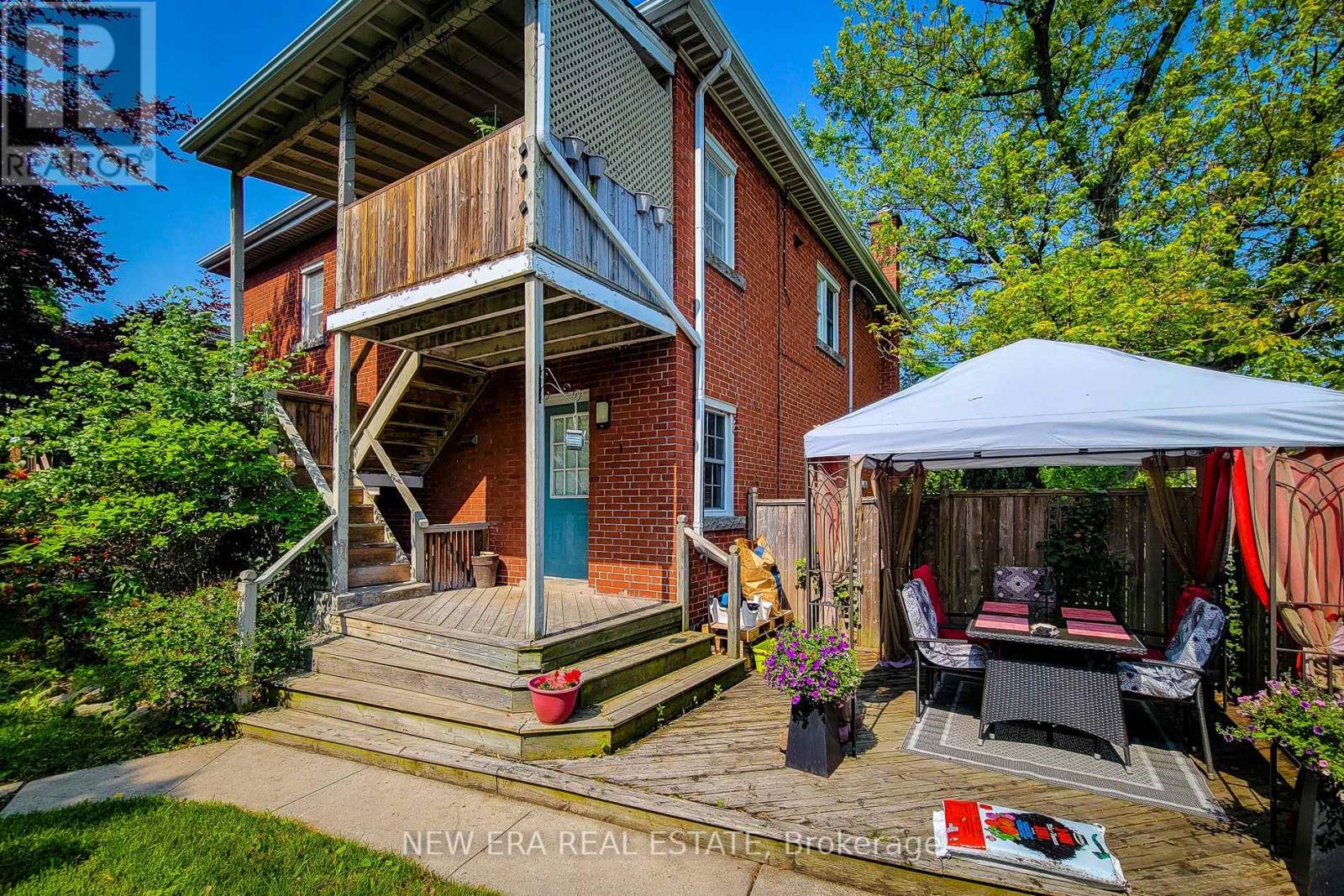 Single Family House for Sale in  ERINDALE AVENUE Hamilton (Rosedale) 