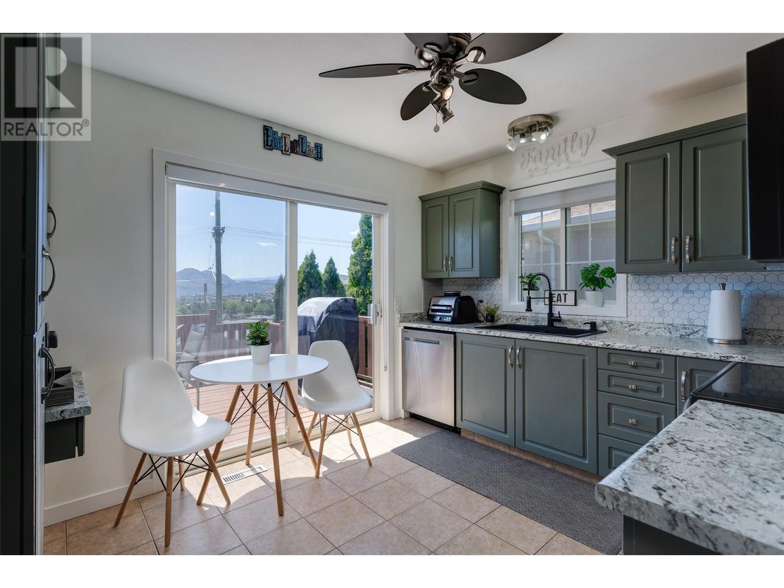 1114 2440 Old Okanagan Highway, West Kelowna