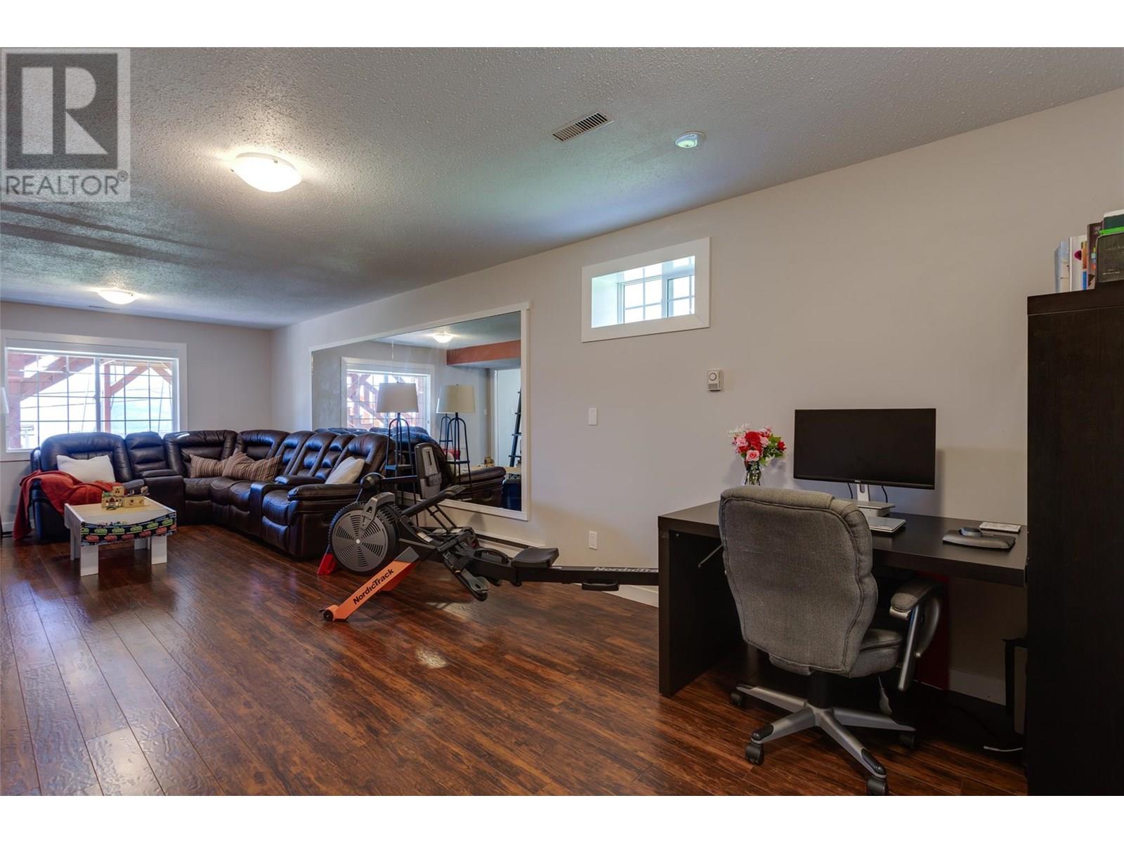 1114 2440 Old Okanagan Highway, West Kelowna