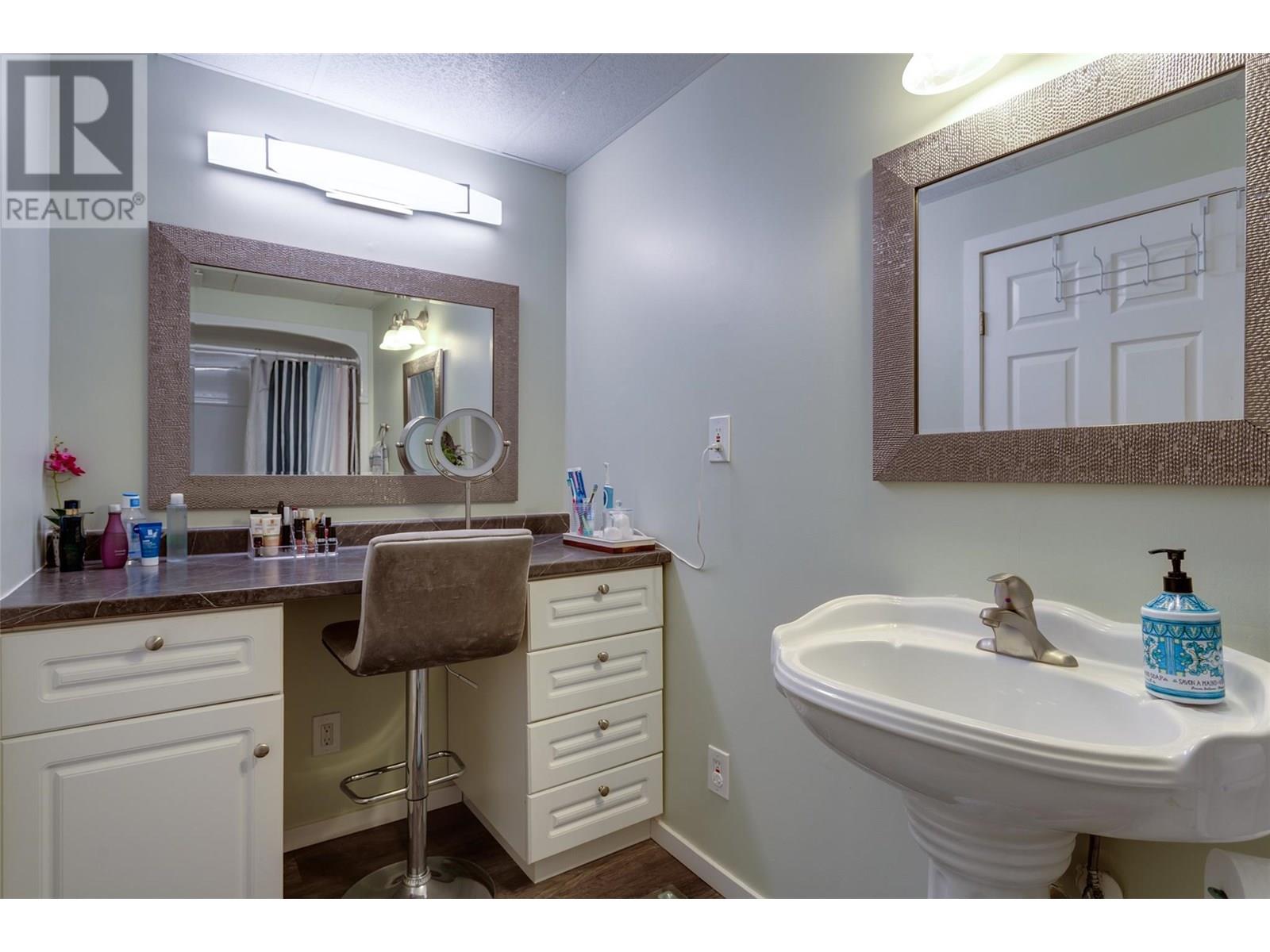 1114 2440 Old Okanagan Highway, West Kelowna