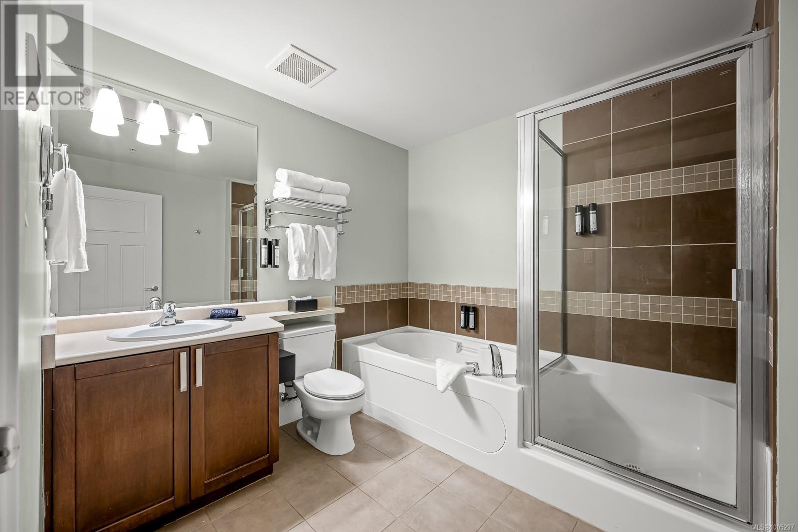 201D 1730 Riverside Lane, Courtenay