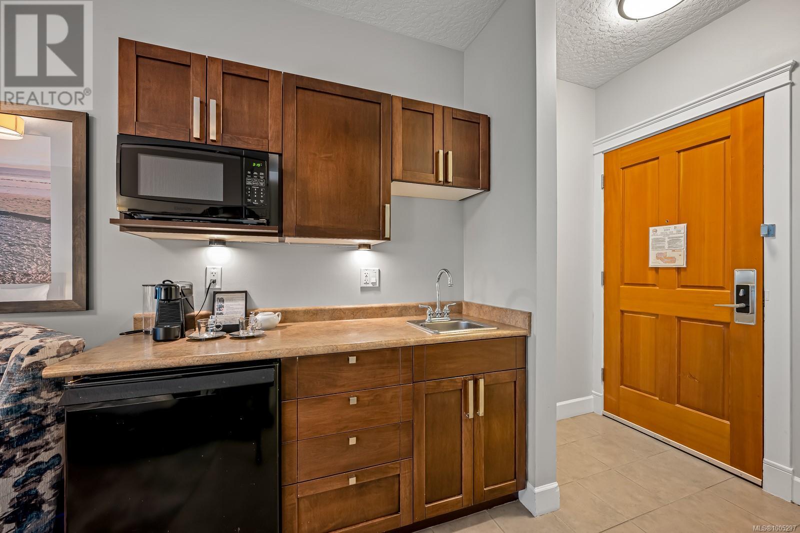 201D 1730 Riverside Lane, Courtenay