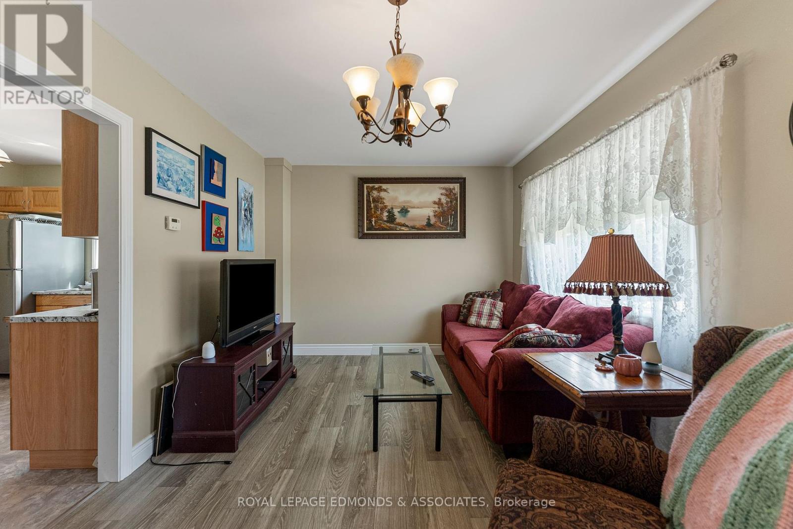 Photo 28 of 961 Bronx Street, Pembroke ON