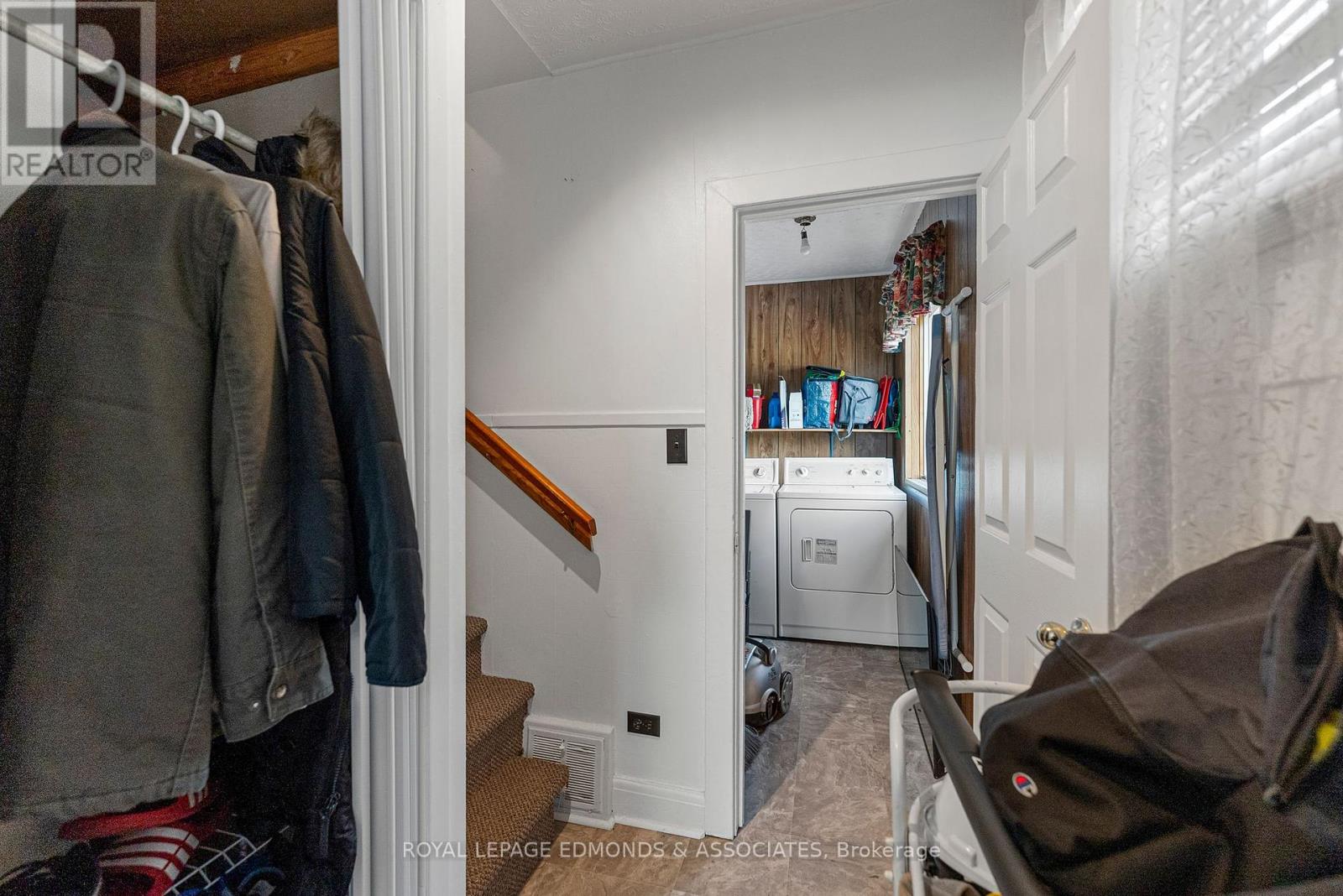 Photo 7 of 961 Bronx Street, Pembroke ON