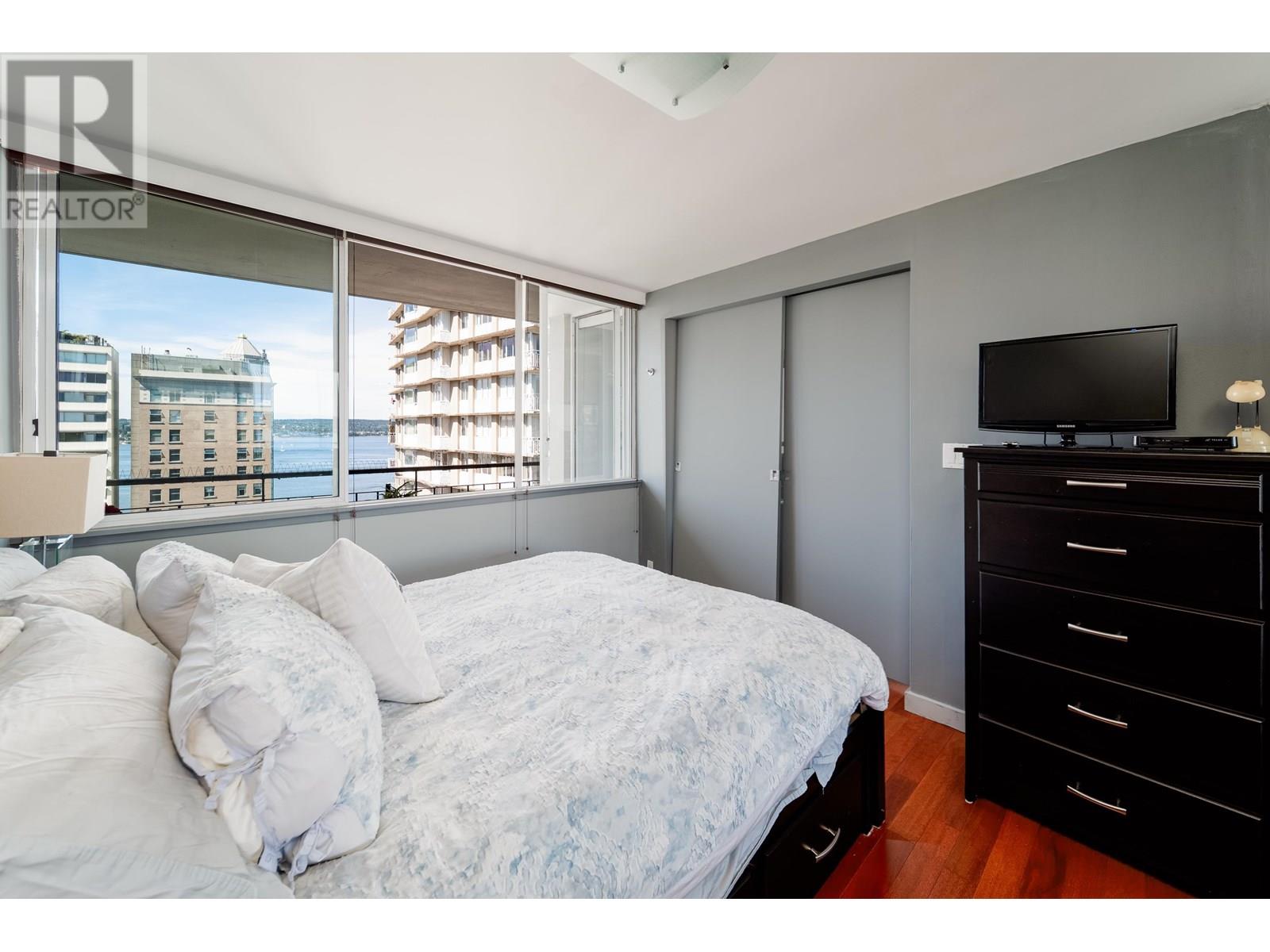 Photo 7 of 1603 1850 Comox Street, Vancouver BC