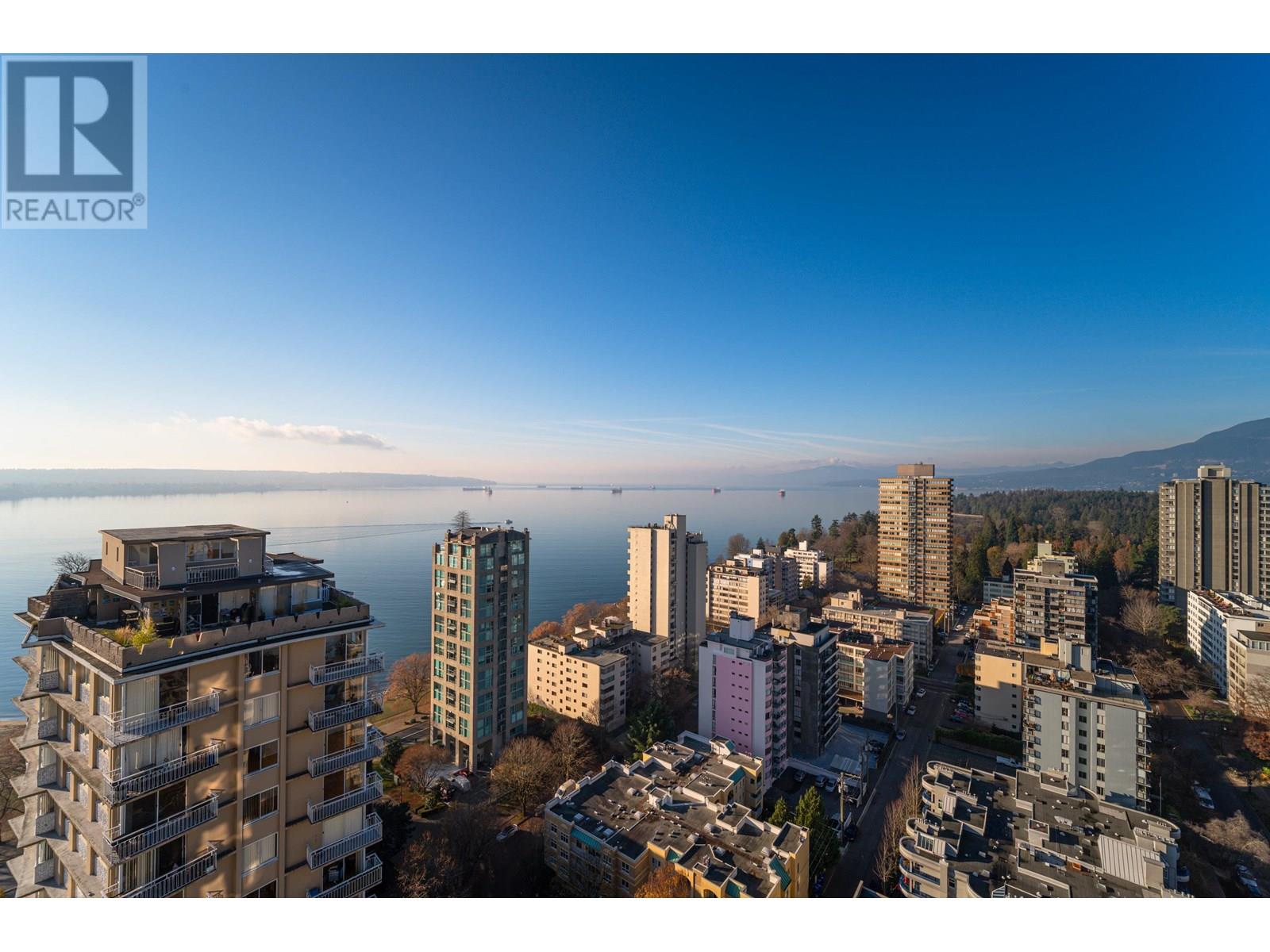 Photo 8 of 1603 1850 Comox Street, Vancouver BC