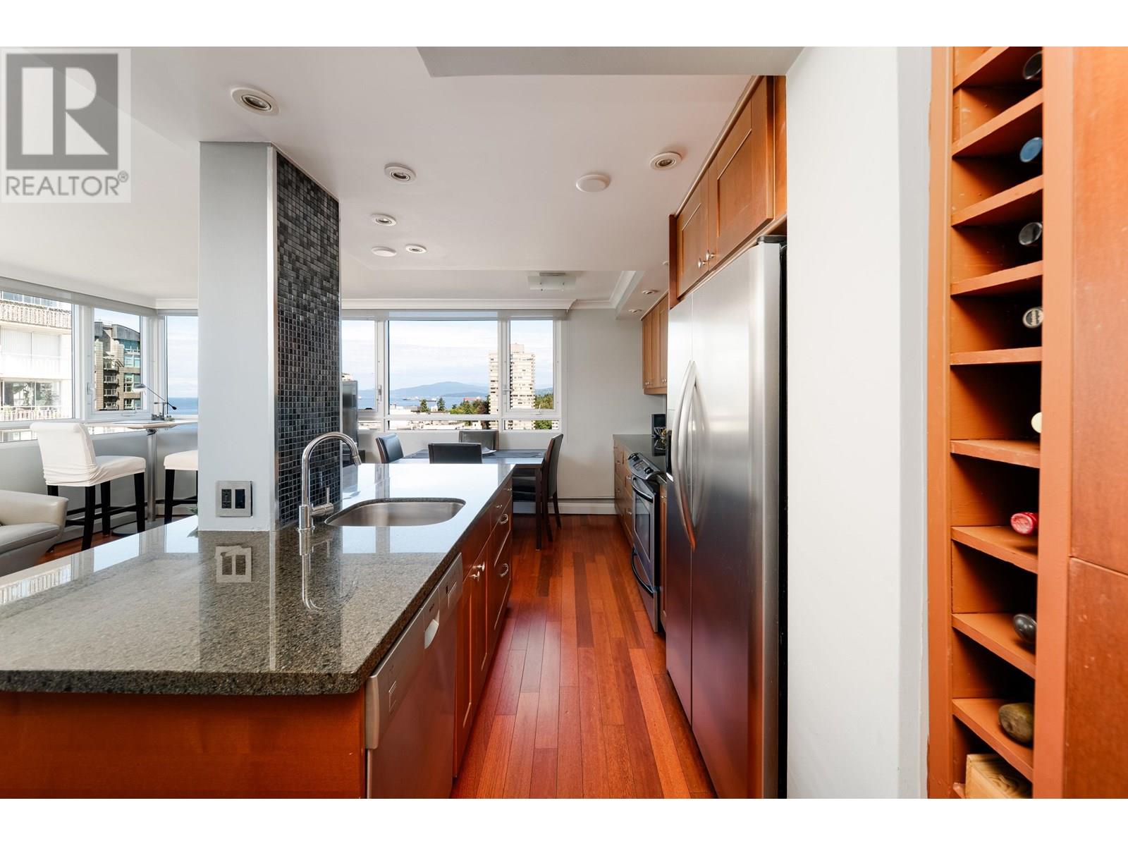 Photo 6 of 1603 1850 Comox Street, Vancouver BC