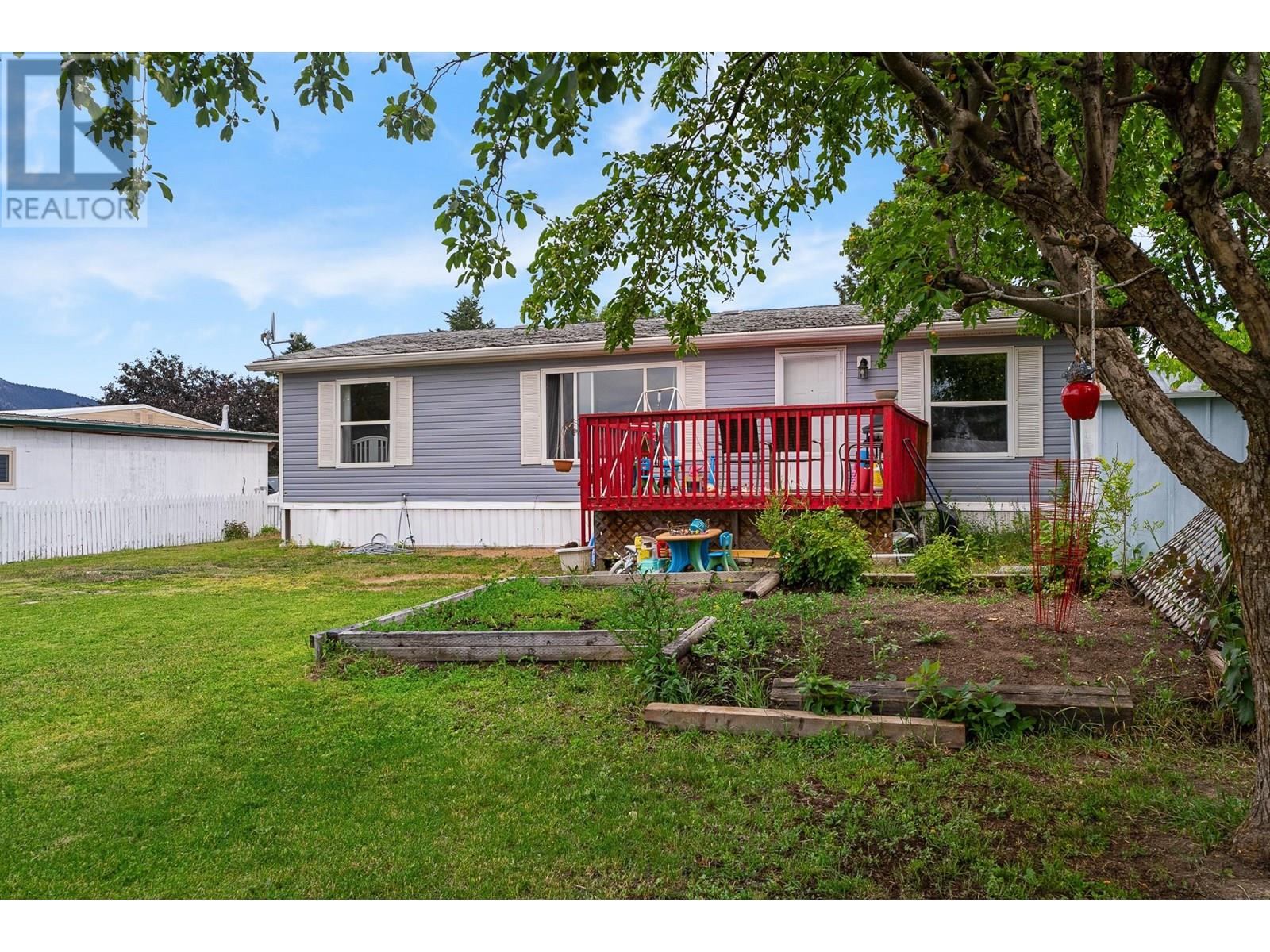 Photo 10 of 779 Klahanie Drive, Kamloops BC