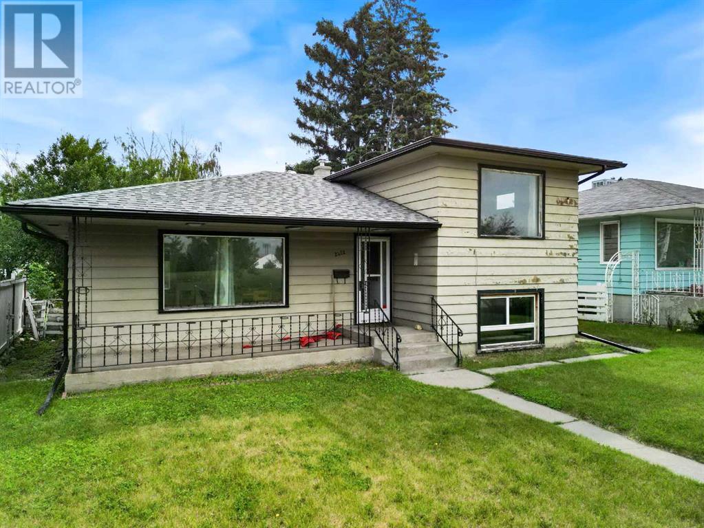 Single Family House 4 Level for Sale in  Capitol Hill Crescent NW Banff Trail Calgary 