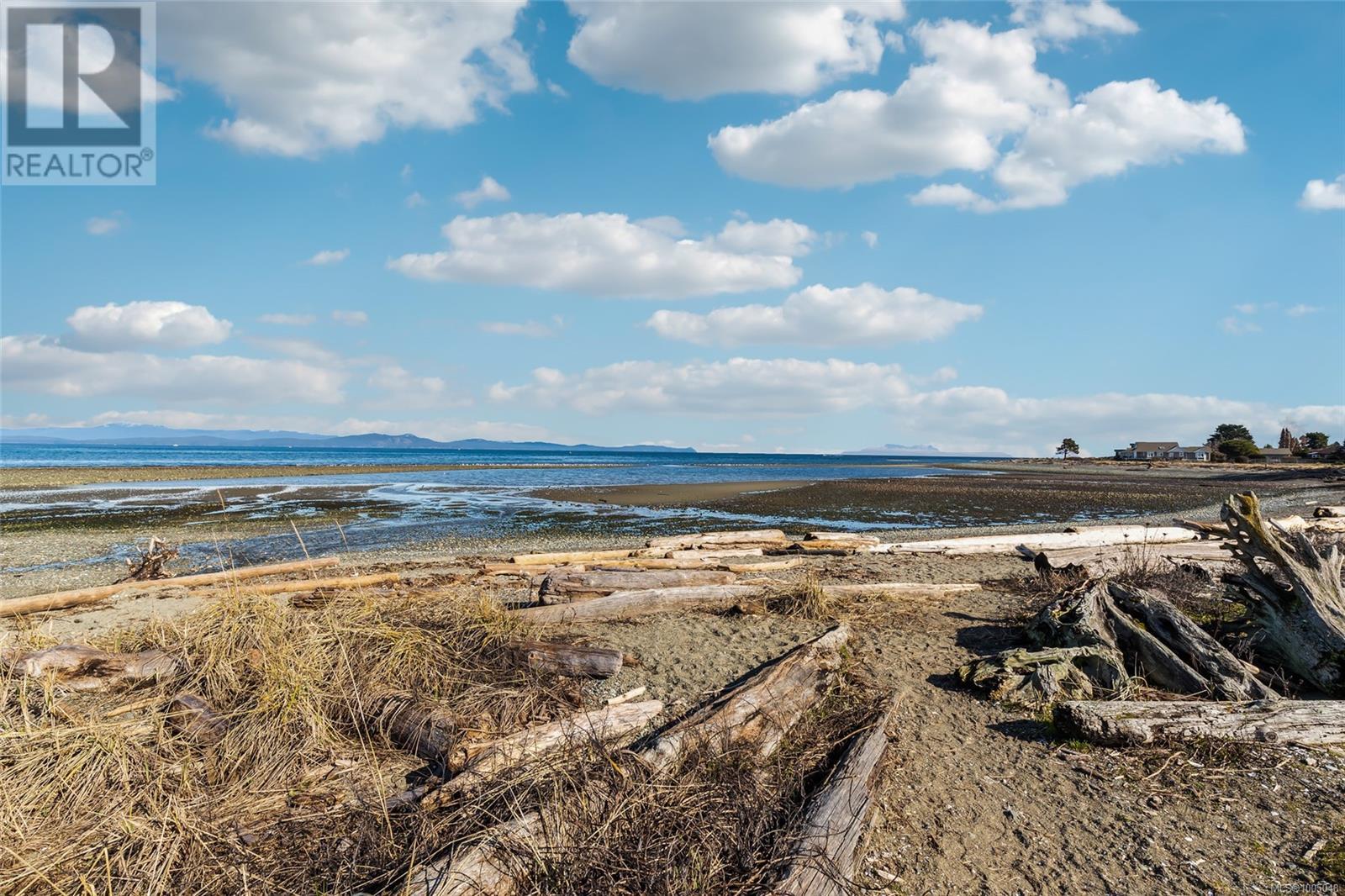 Photo 3 of Lot 9 Johnstone Rd, Parksville BC