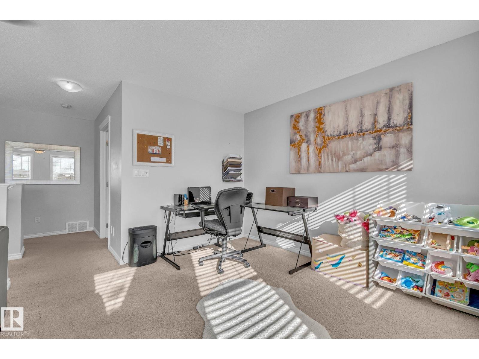 Photo 32 of 5816 168 Av Nw, Edmonton AB