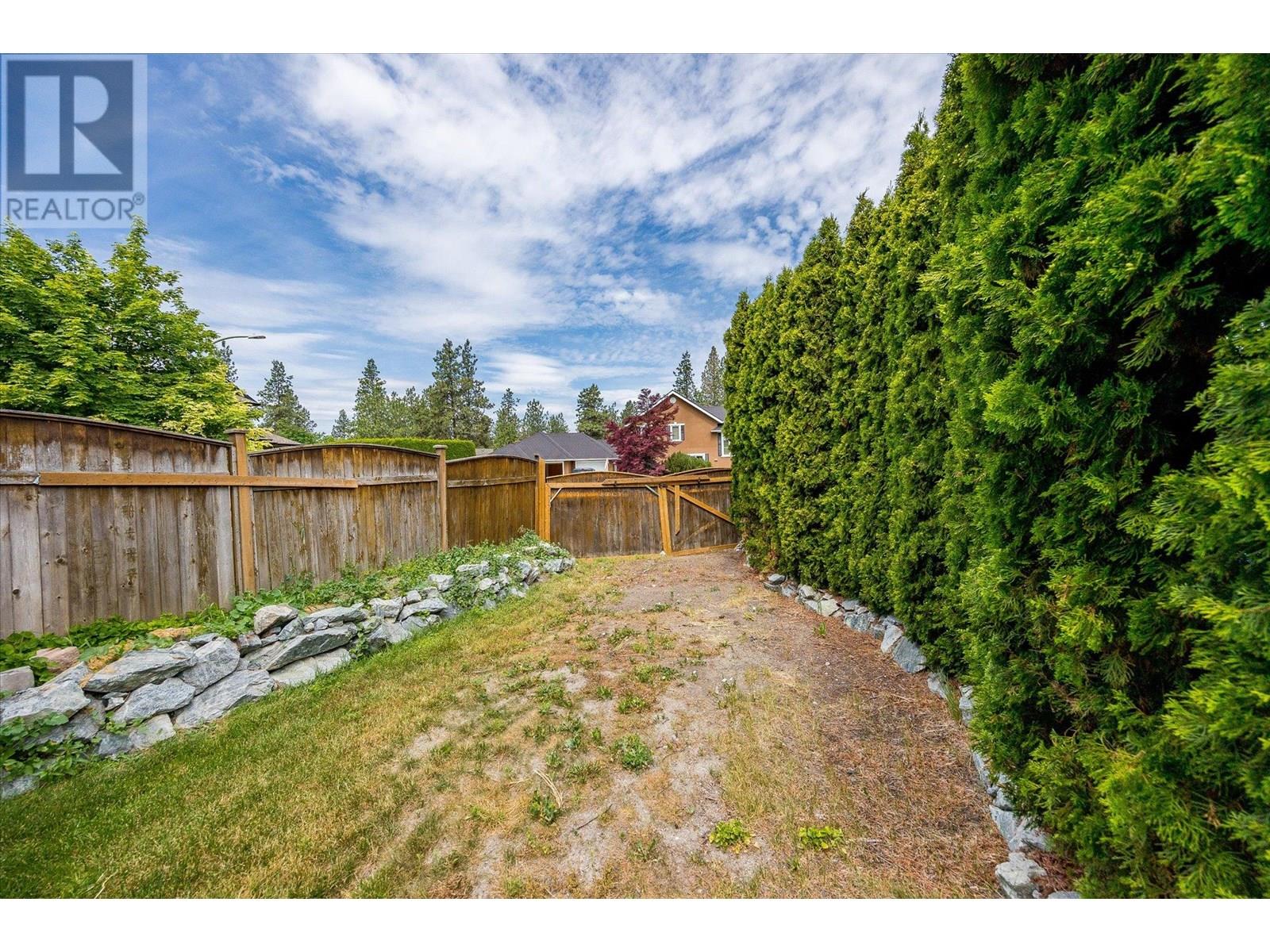  3925 Flower Court, Kelowna