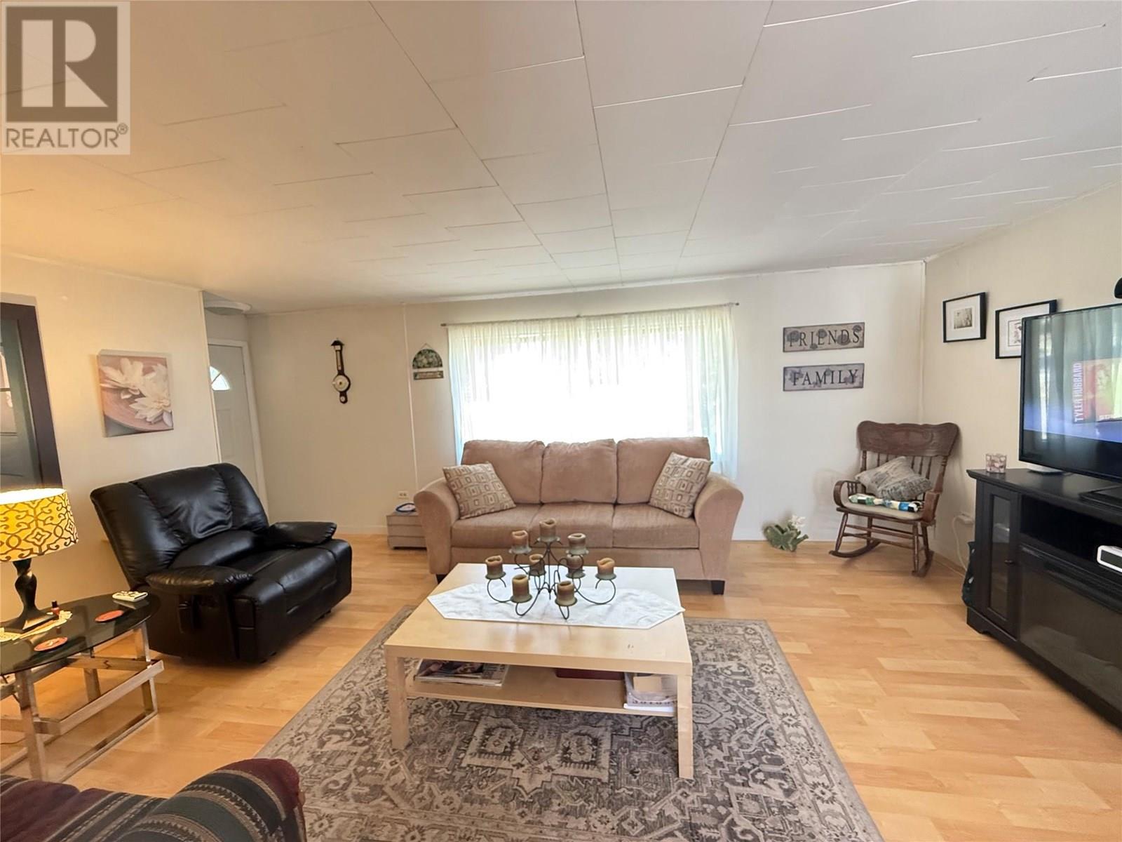 1544 Burger Road, Christina Lake