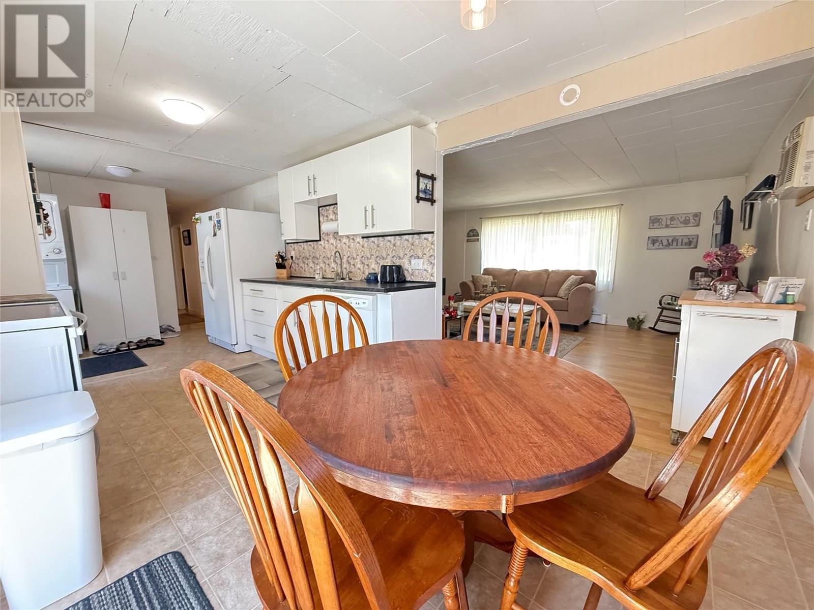 1544 Burger Road, Christina Lake
