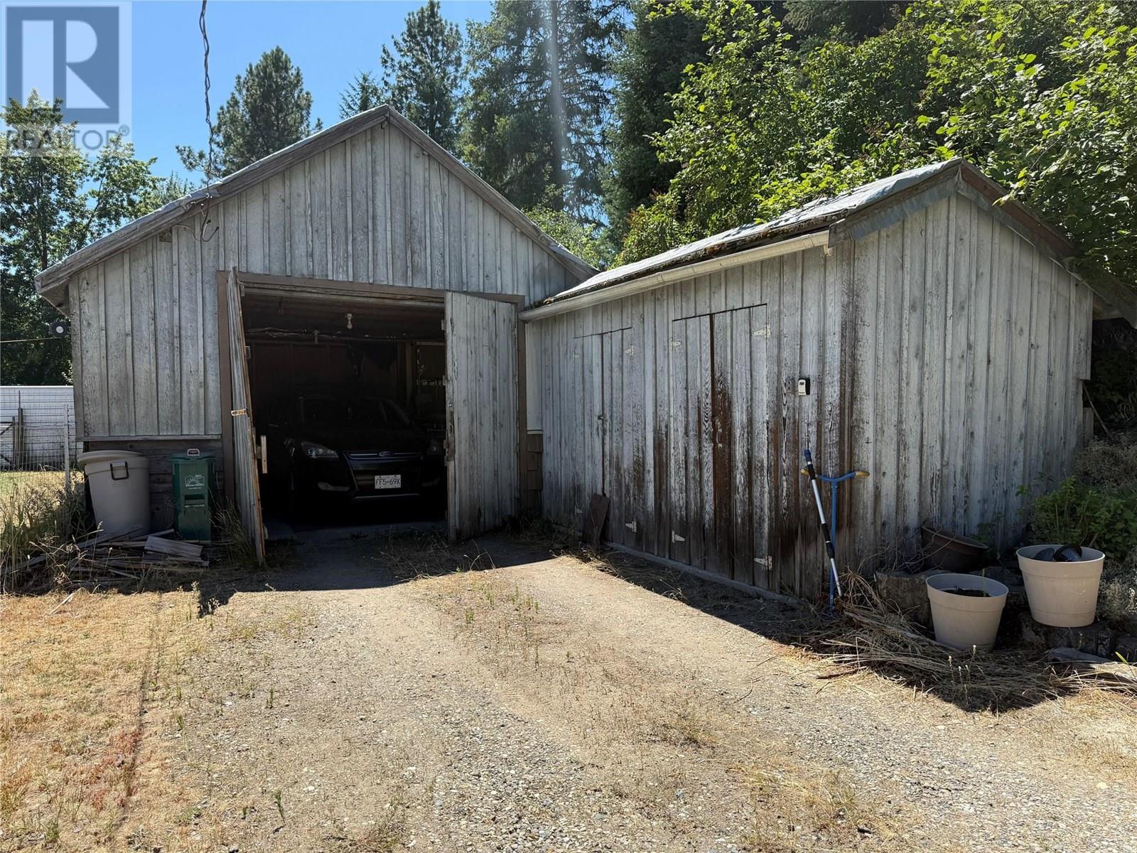 1544 Burger Road, Christina Lake