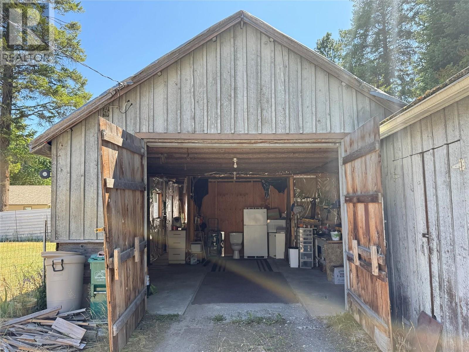 1544 Burger Road, Christina Lake