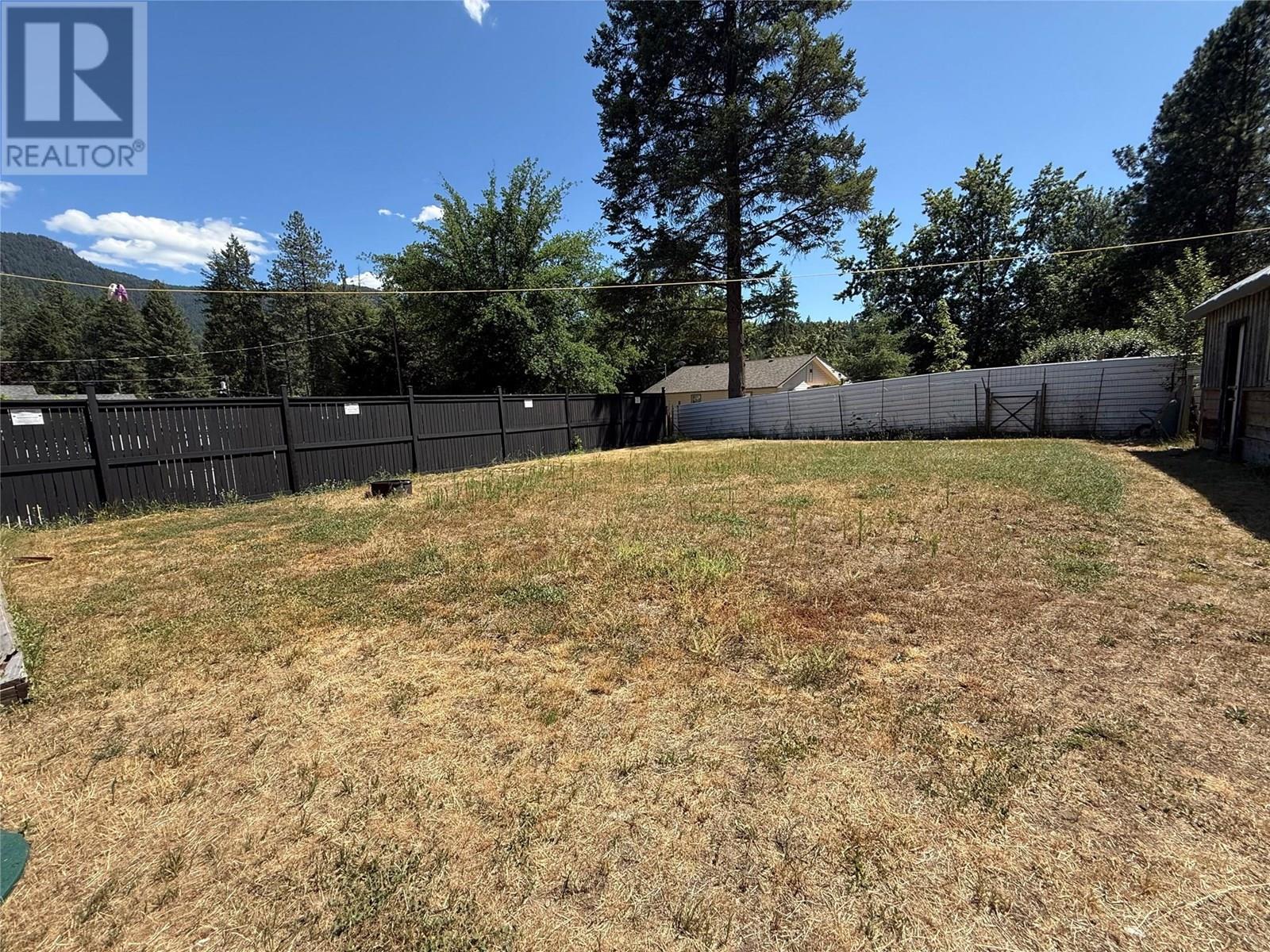 1544 Burger Road, Christina Lake
