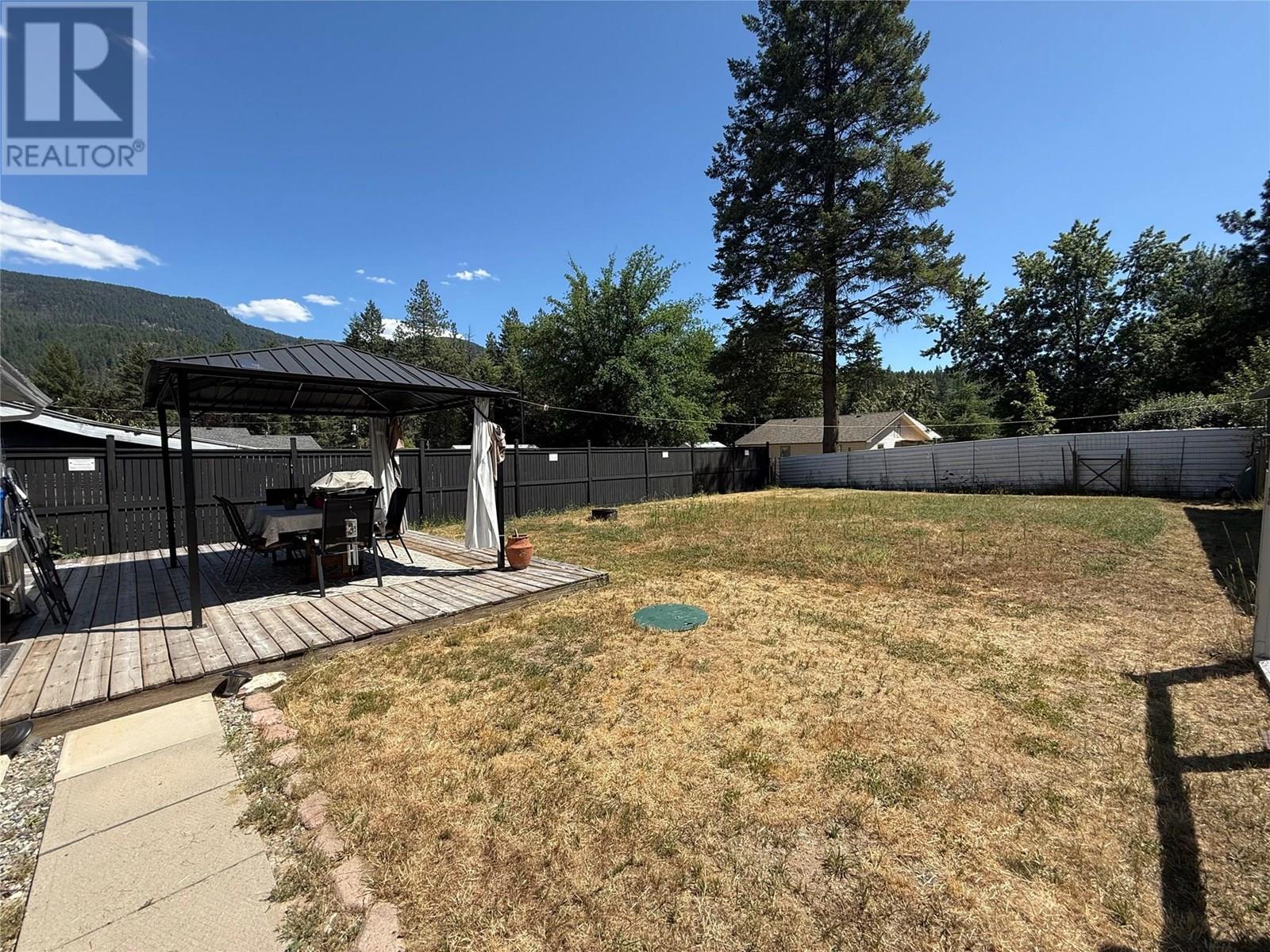 1544 Burger Road, Christina Lake