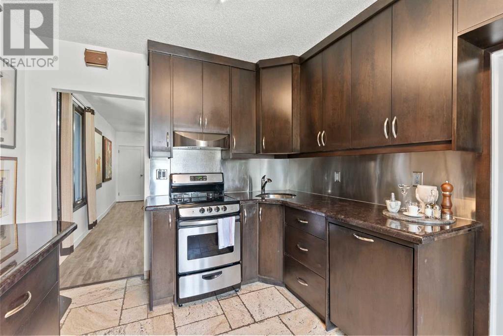 Single Family House Bungalow for Sale in   Avenue NW Sunnyside Calgary 