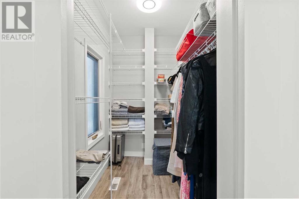 904 1 Avenue NW, Calgary, Alberta