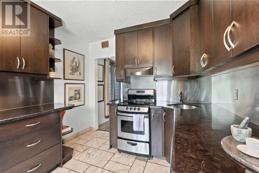 Single Family House Bungalow for Sale in   Avenue NW Sunnyside Calgary 