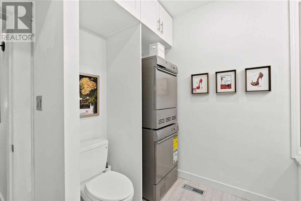 Single Family House Bungalow for Sale in   Avenue NW Sunnyside Calgary 