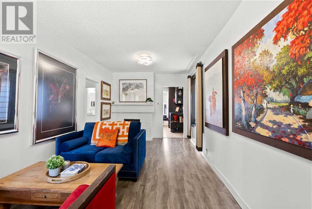 Single Family House Bungalow for Sale in   Avenue NW Sunnyside Calgary 