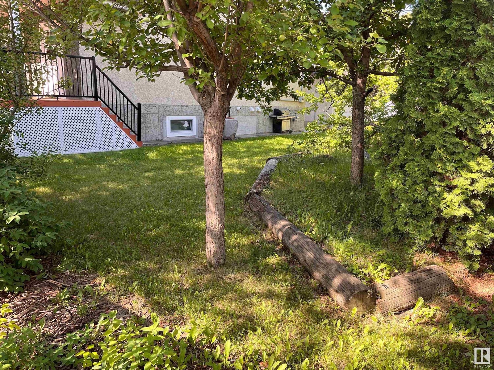 Photo 13 of 11910 76 St Nw, Edmonton AB