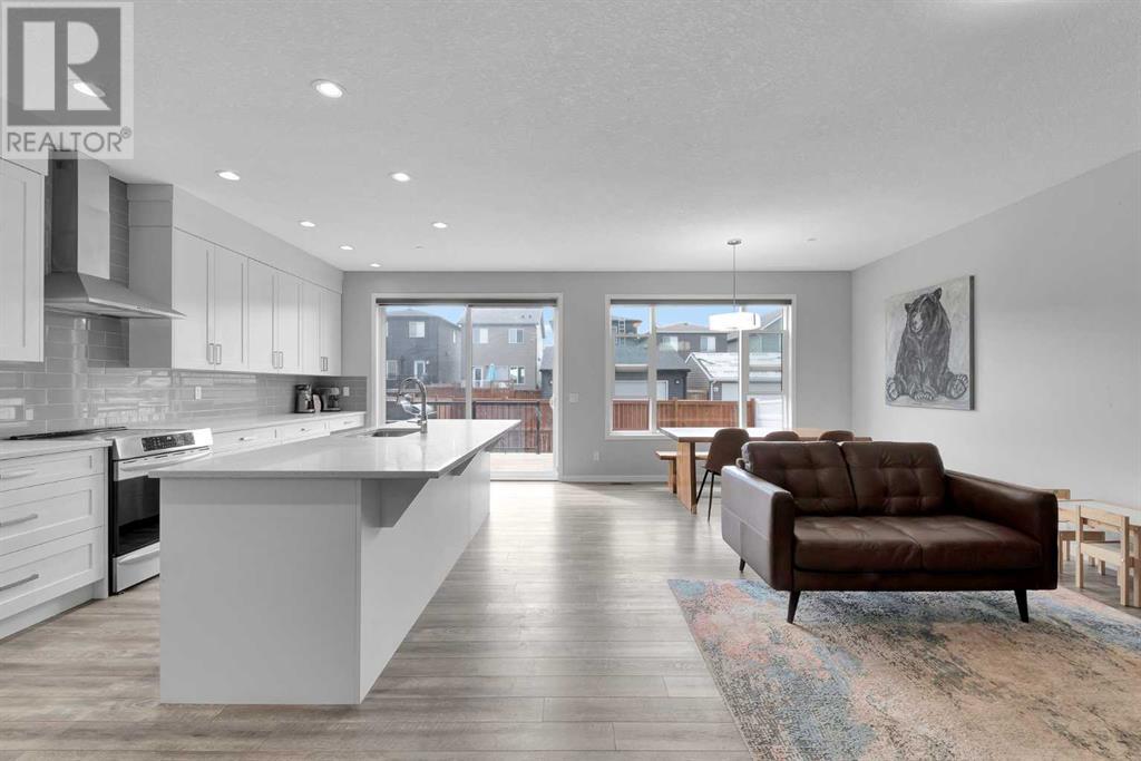31 Howse Manor NE Photo 3 - Calgary Real Estate