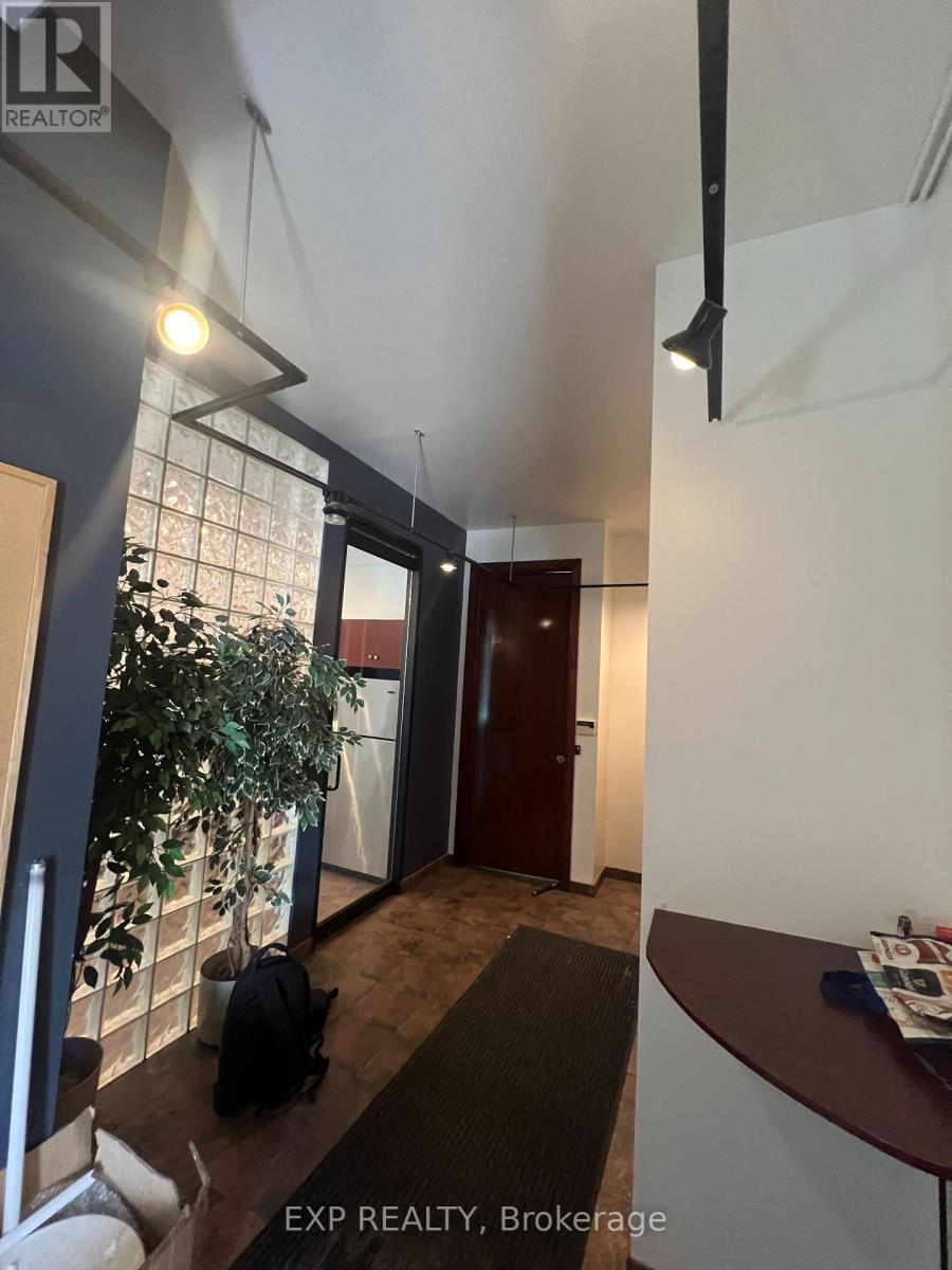 Photo 1 of 8 951 Wilson Avenue, Toronto ON