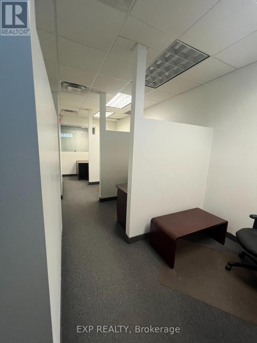 Photo 14 of 8 951 Wilson Avenue, Toronto ON