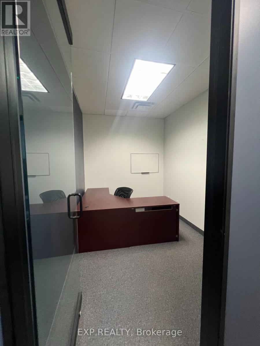 Photo 16 of 8 951 Wilson Avenue, Toronto ON