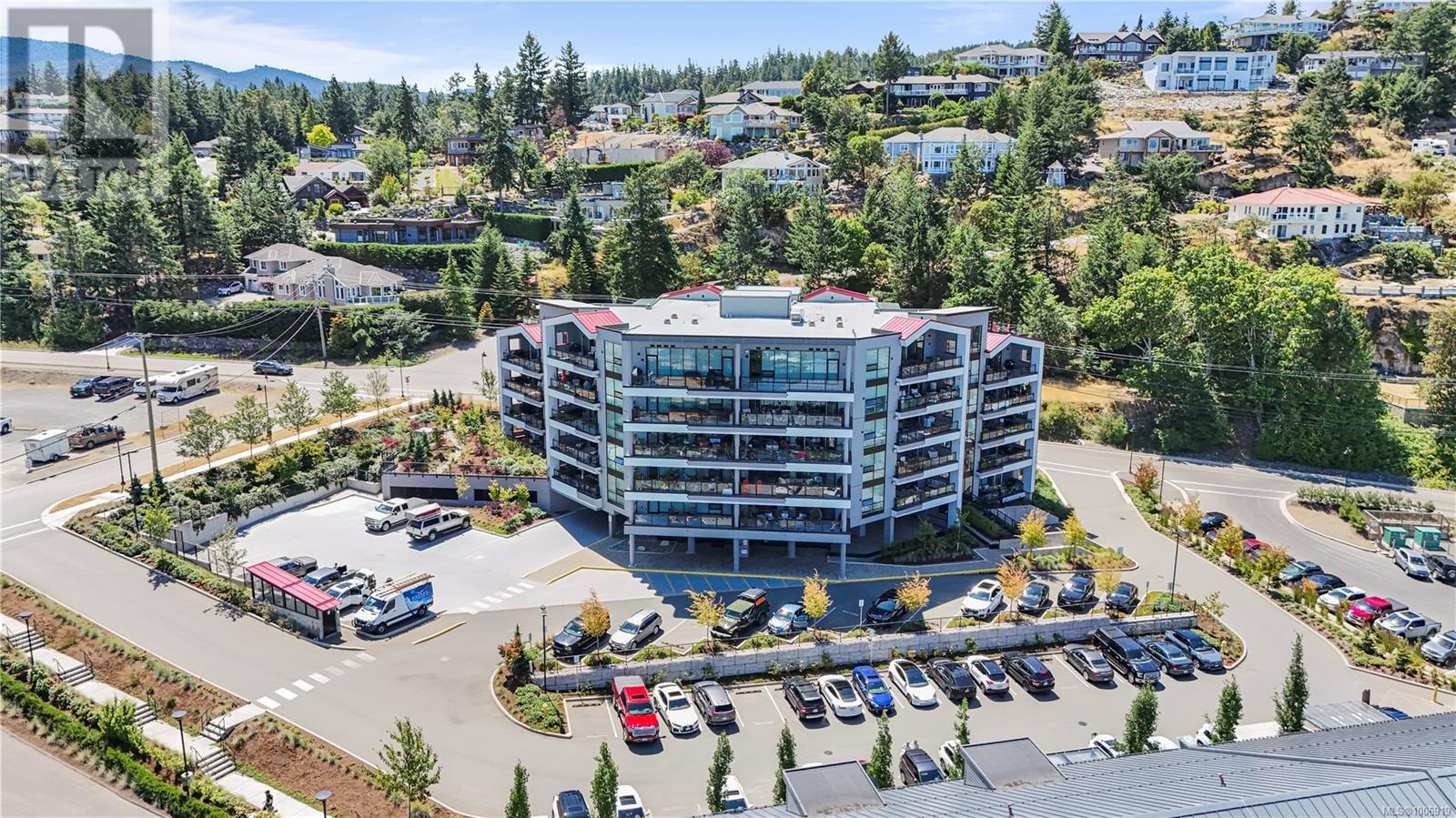 604 3529 Dolphin Dr, Nanoose Bay