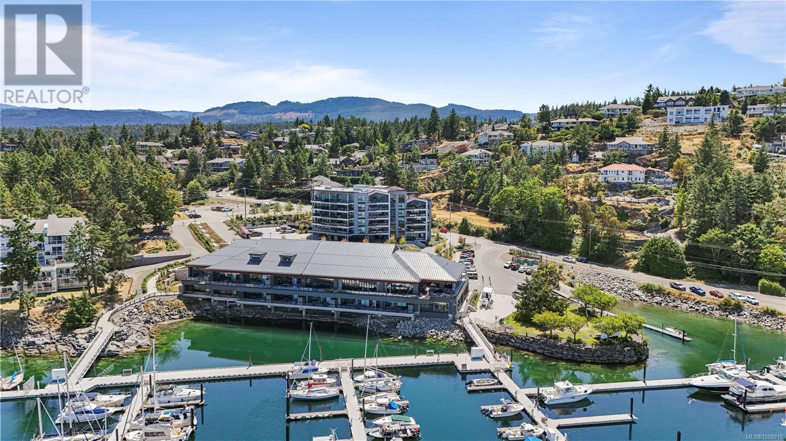 604 3529 Dolphin Dr, Nanoose Bay