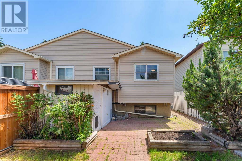 Single Family House Bi-level for Sale in  Cedardale Road SW Cedarbrae Calgary 