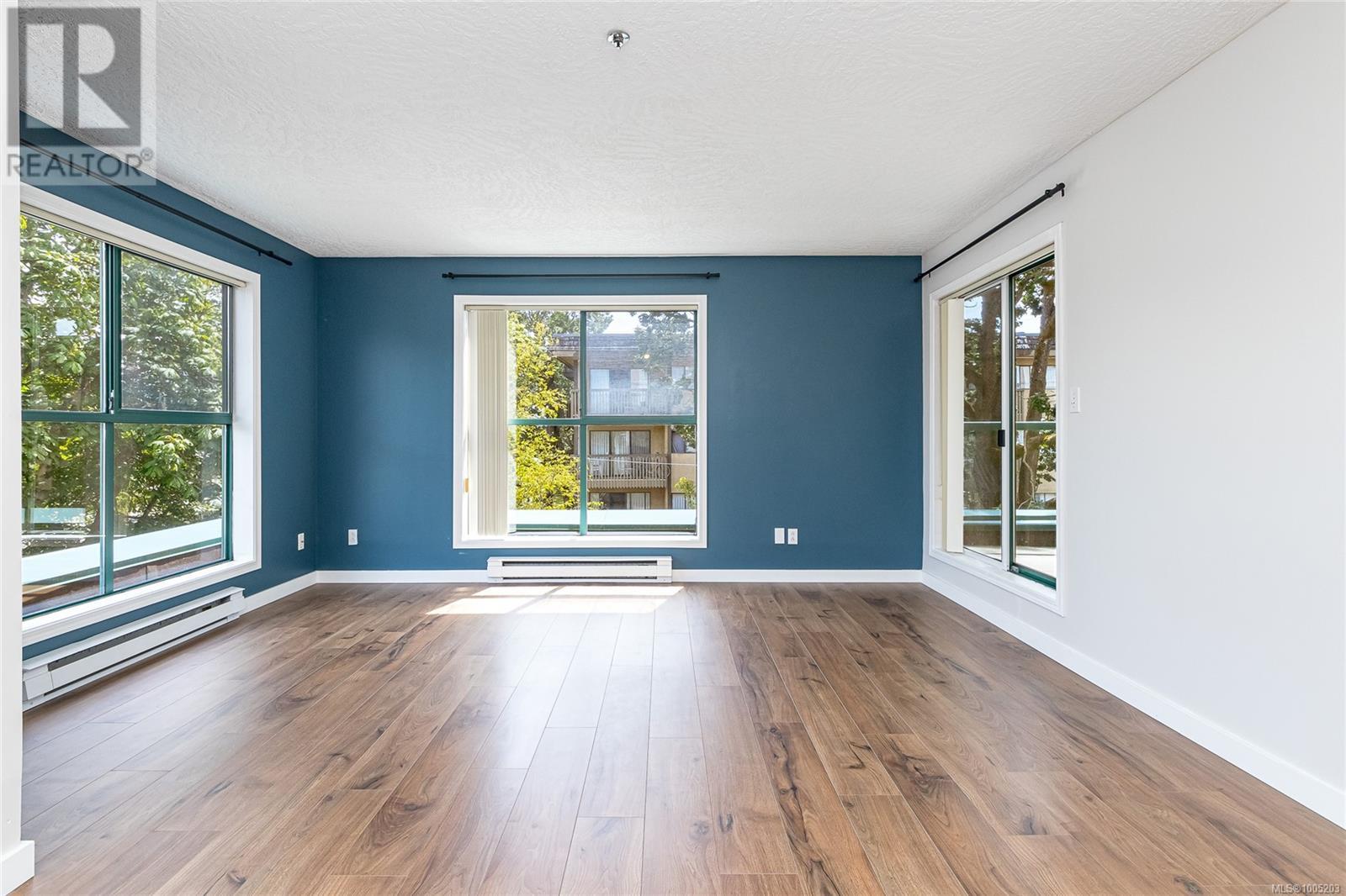 #207 3460 QUADRA ST - Image 10