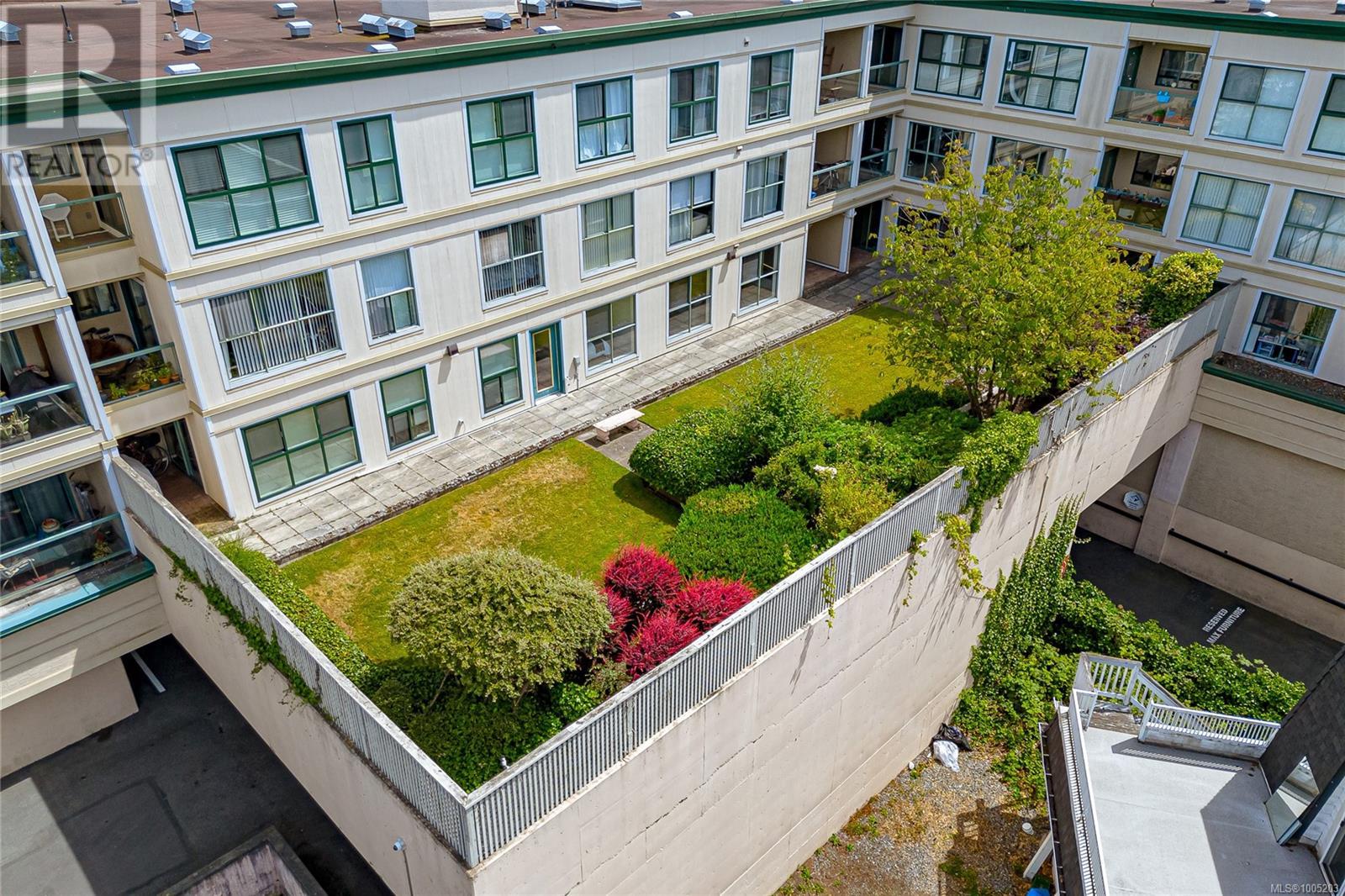 #207 3460 QUADRA ST - Image 21