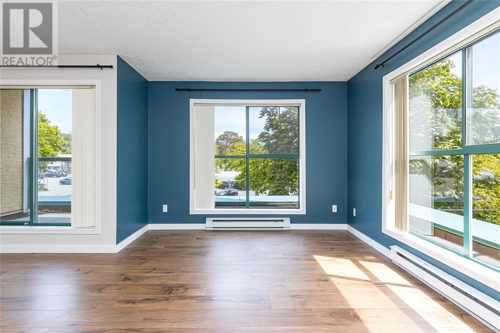 #207 3460 QUADRA ST - Image 7