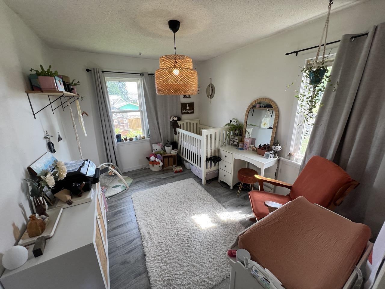 Photo 10 of 46183 First Avenue Chilliwack Proper East, Chilliwack BC