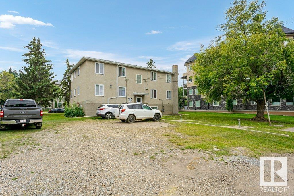 Photo 38 of 8710 82 Av Nw, Edmonton AB
