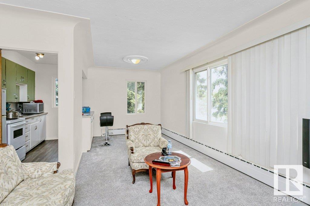 Photo 18 of 8710 82 Av Nw, Edmonton AB