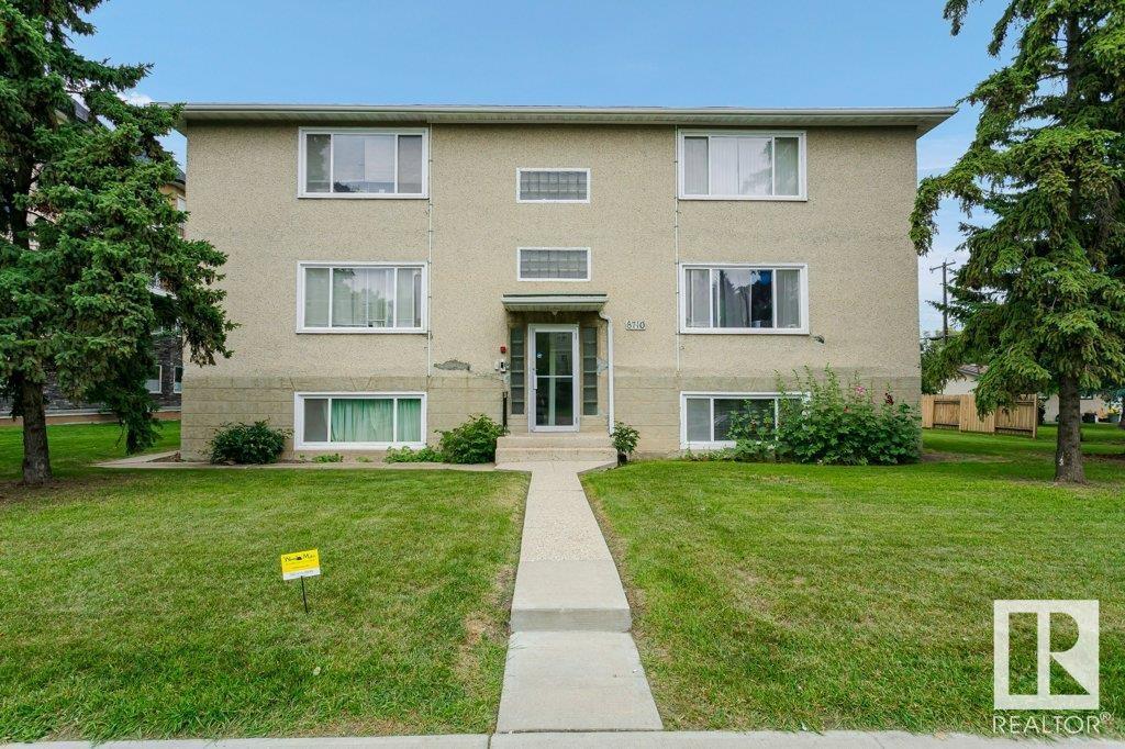 Photo 74 of 8710 82 Av Nw, Edmonton AB
