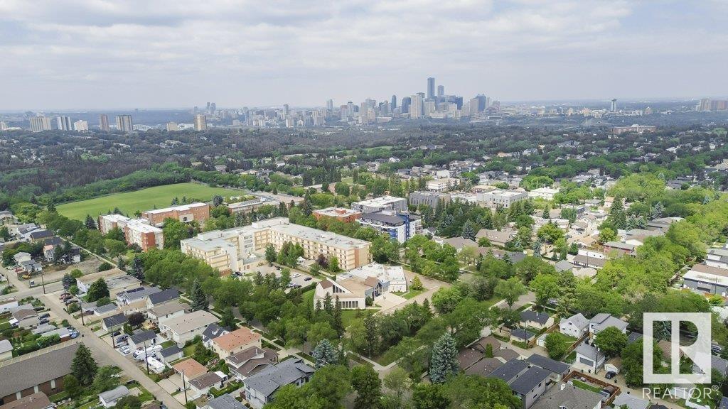 Photo 69 of 8710 82 Av Nw, Edmonton AB