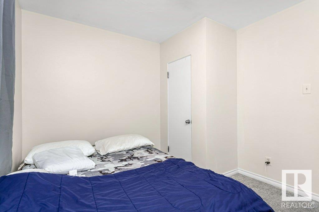 Photo 73 of 8710 82 Av Nw, Edmonton AB