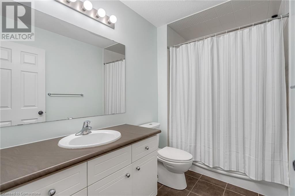 Photo 35 of 19 Oakes Crescent, Guelph ON
